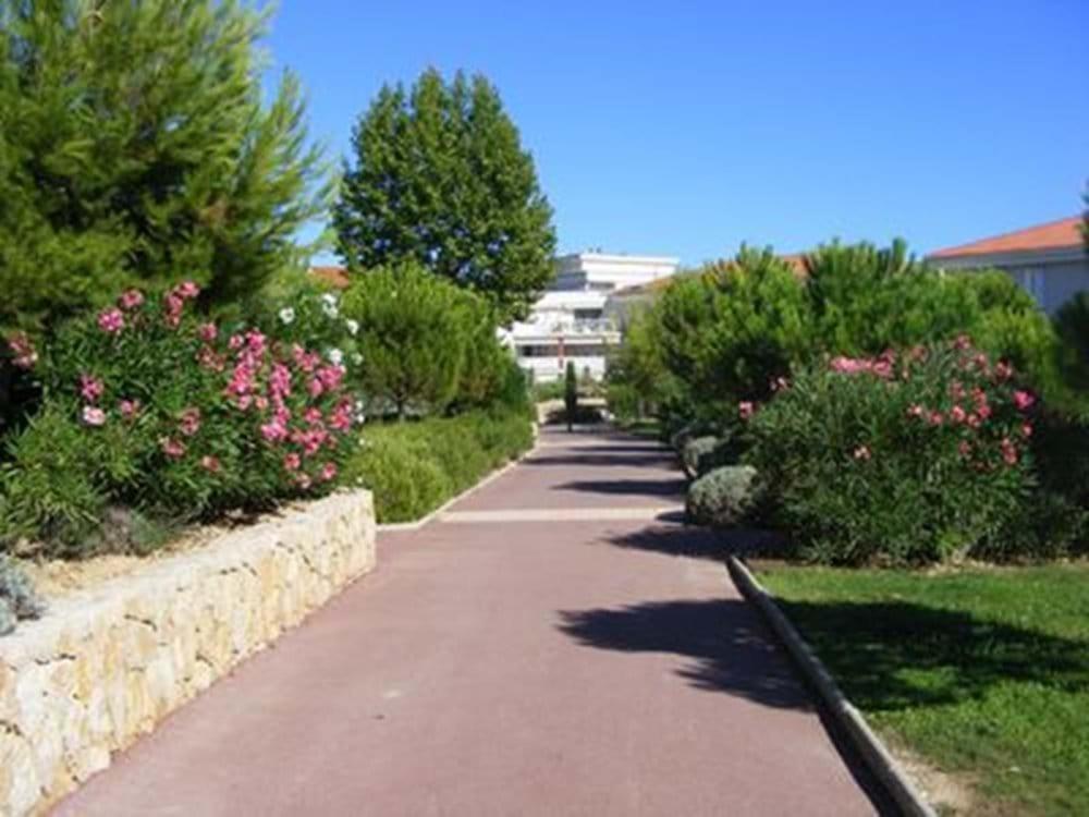 אנטיב Feels Like Home Juan Flore - Air-Conditioned Furnished Apartment With Terrace & Parking מראה חיצוני תמונה