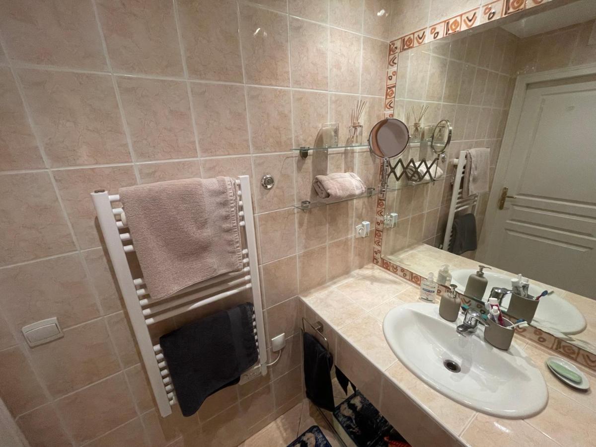 אנטיב Feels Like Home Juan Flore - Air-Conditioned Furnished Apartment With Terrace & Parking מראה חיצוני תמונה